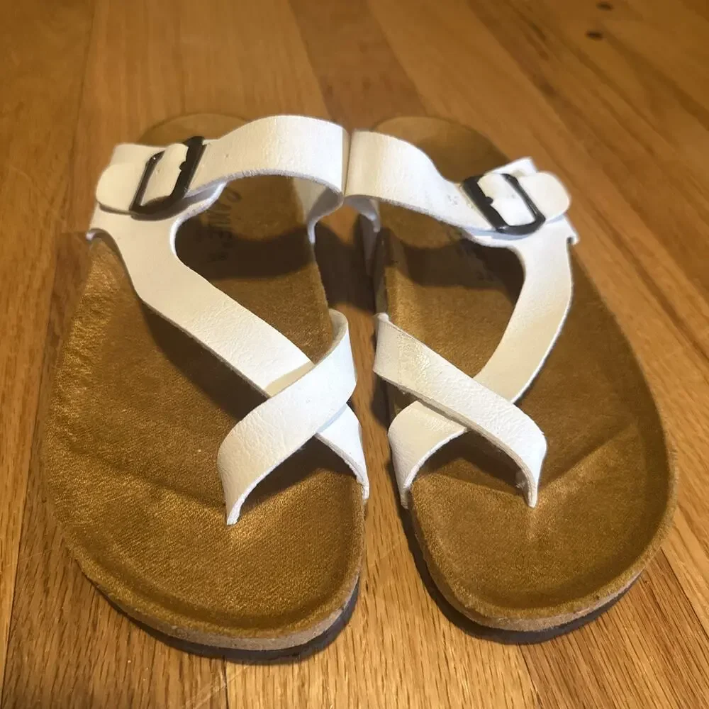 Canue Cork Sandals Slip On White Strap Buckle Women’s Sz 39 (Sz 8.5)